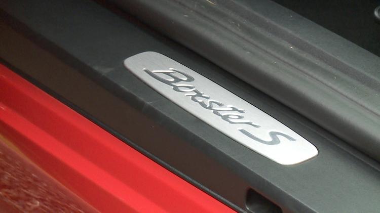 PORSCHE 718 BOXSTER ROADSTER 