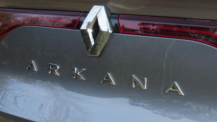 RENAULT ARKANA ESTATE 