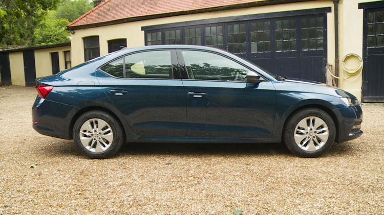 SKODA OCTAVIA HATCHBACK 