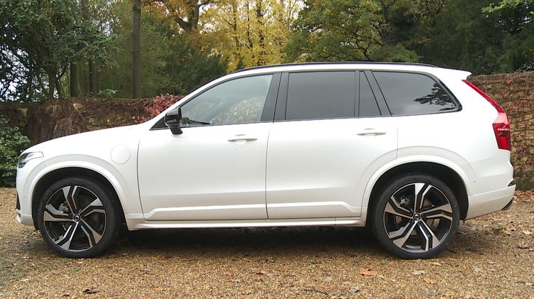VOLVO XC90 ESTATE 